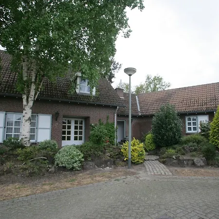 To Rent With Own Entrance, Living And Bathroom Maison d'hôtes *