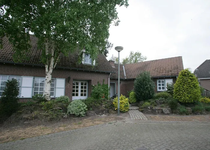 To Rent With Own Entrance, Living And Bathroom Гостевой дом 3*