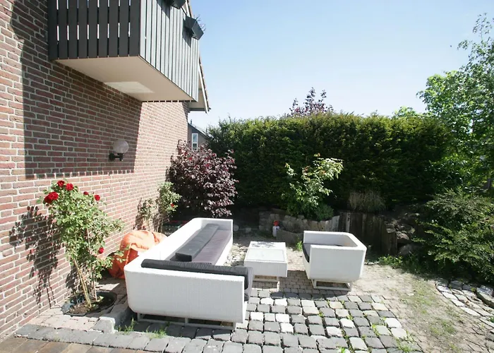 Pensión To Rent With Own Entrance, Living And Bathroom 3*