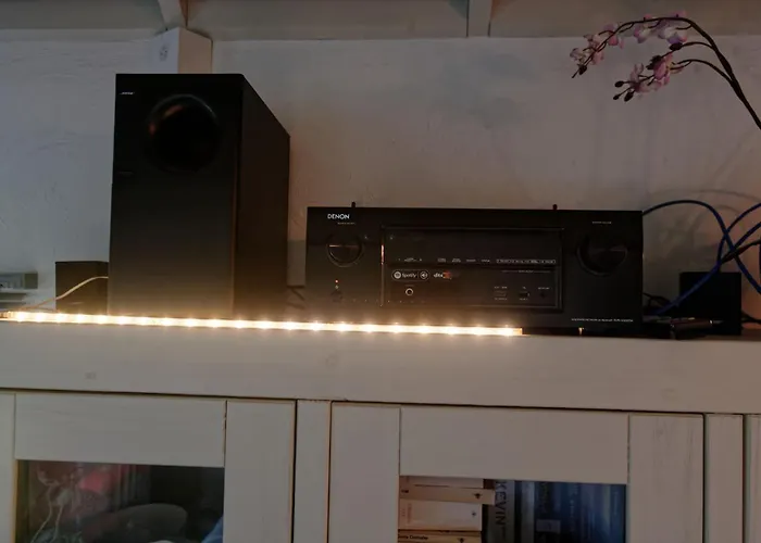 To Rent With Own Entrance, Living And Bathroom Pensión Blitterswijck