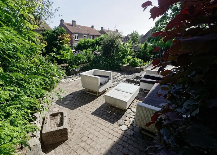 To Rent With Own Entrance, Living And Bathroom 3*